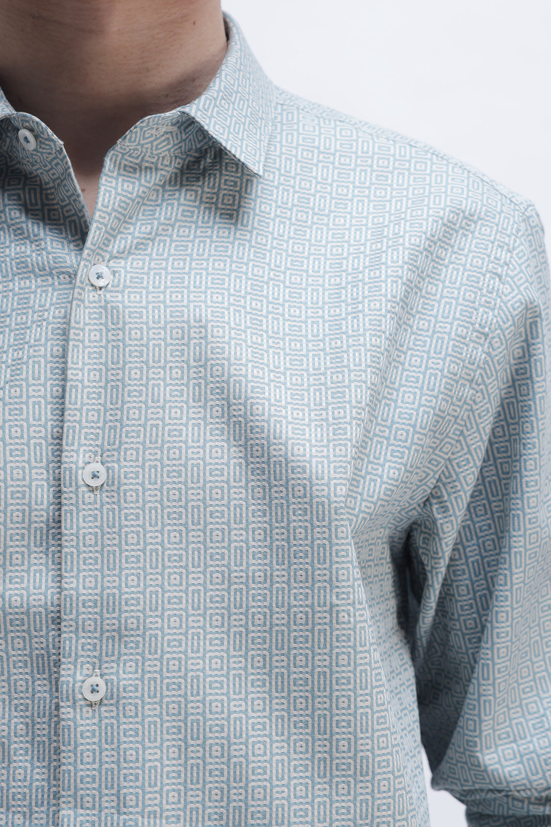 GEOMETRIC PRINTED SHIRT