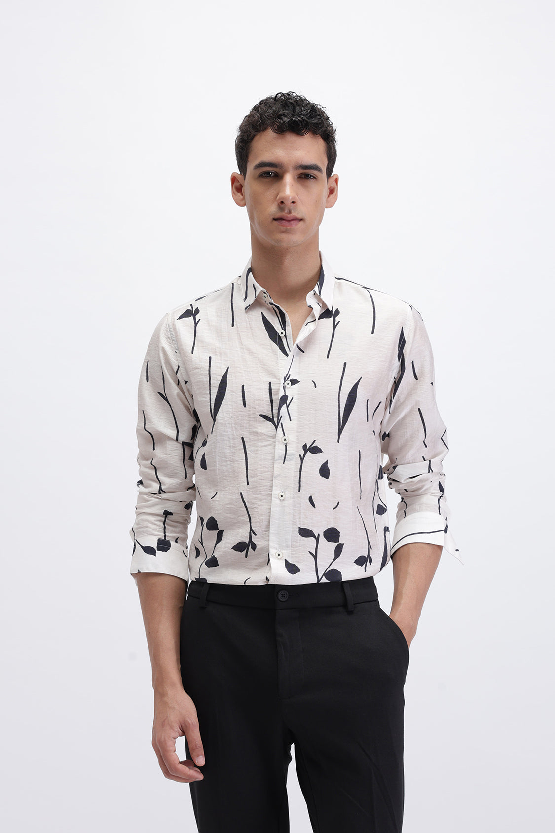 LEAF PRINTED SHIRT