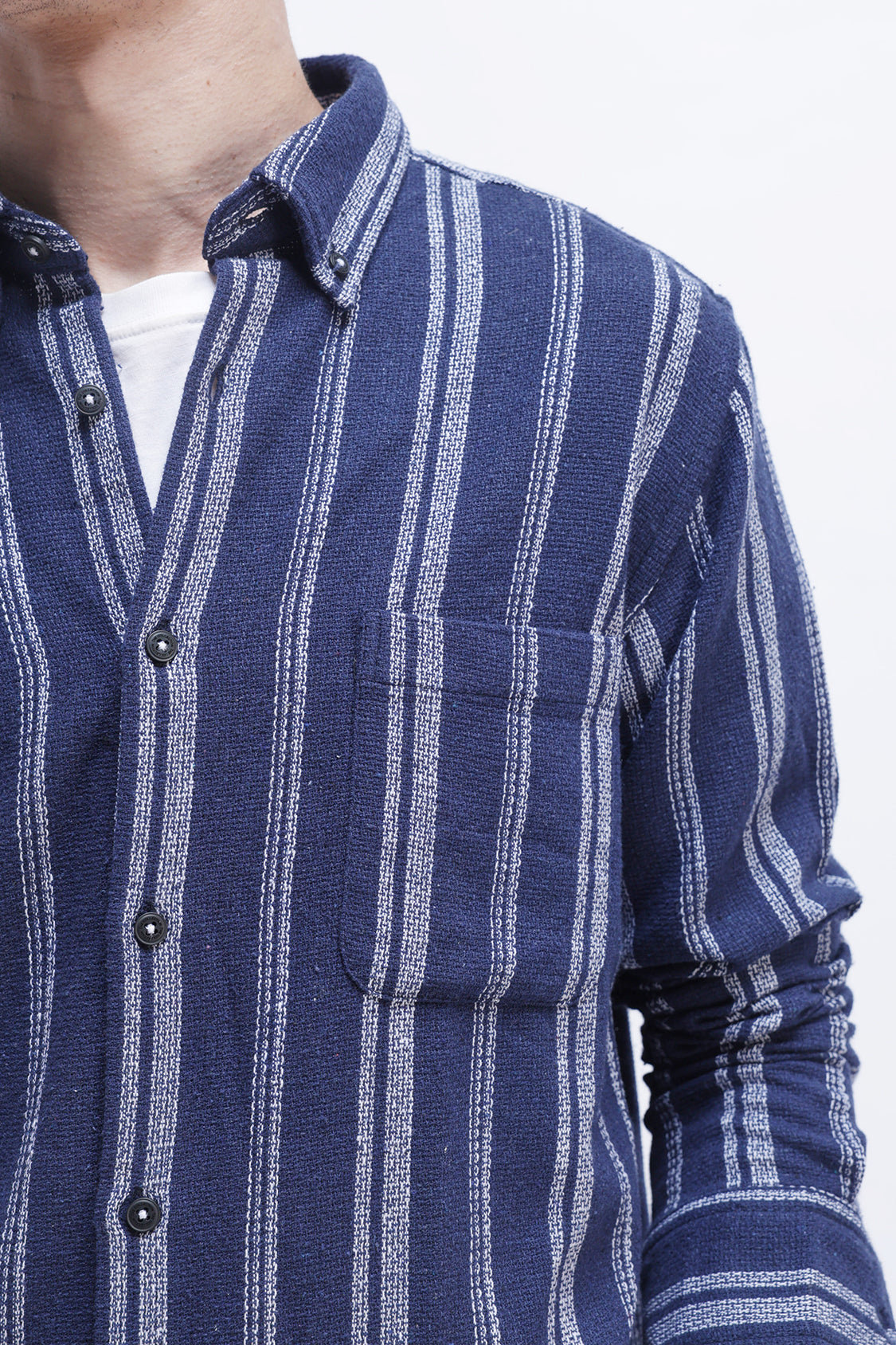 VERTICAL STRIPED SLIM FIT SHIRT