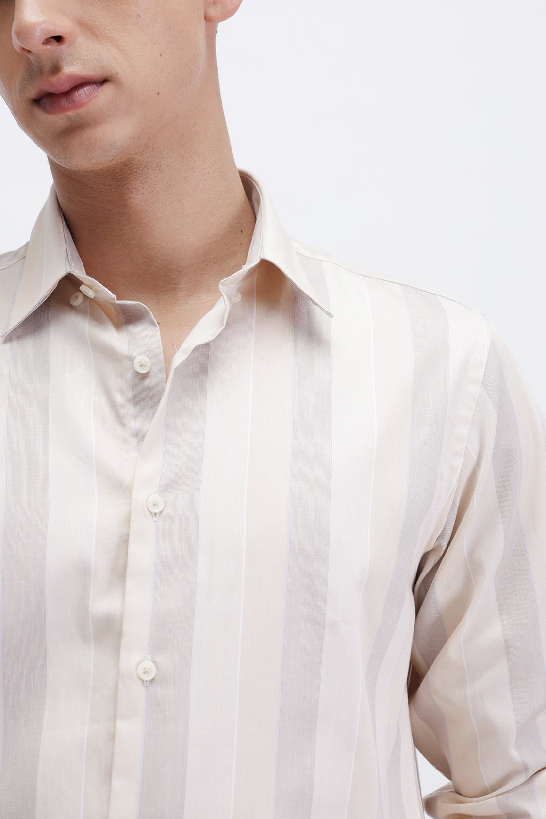 VERTICAL STRIPED SHIRT