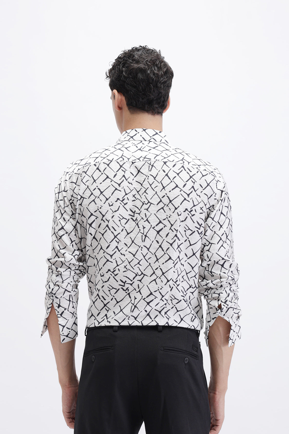 ABSTRACT PRINTED SLIM FIT SHIRT