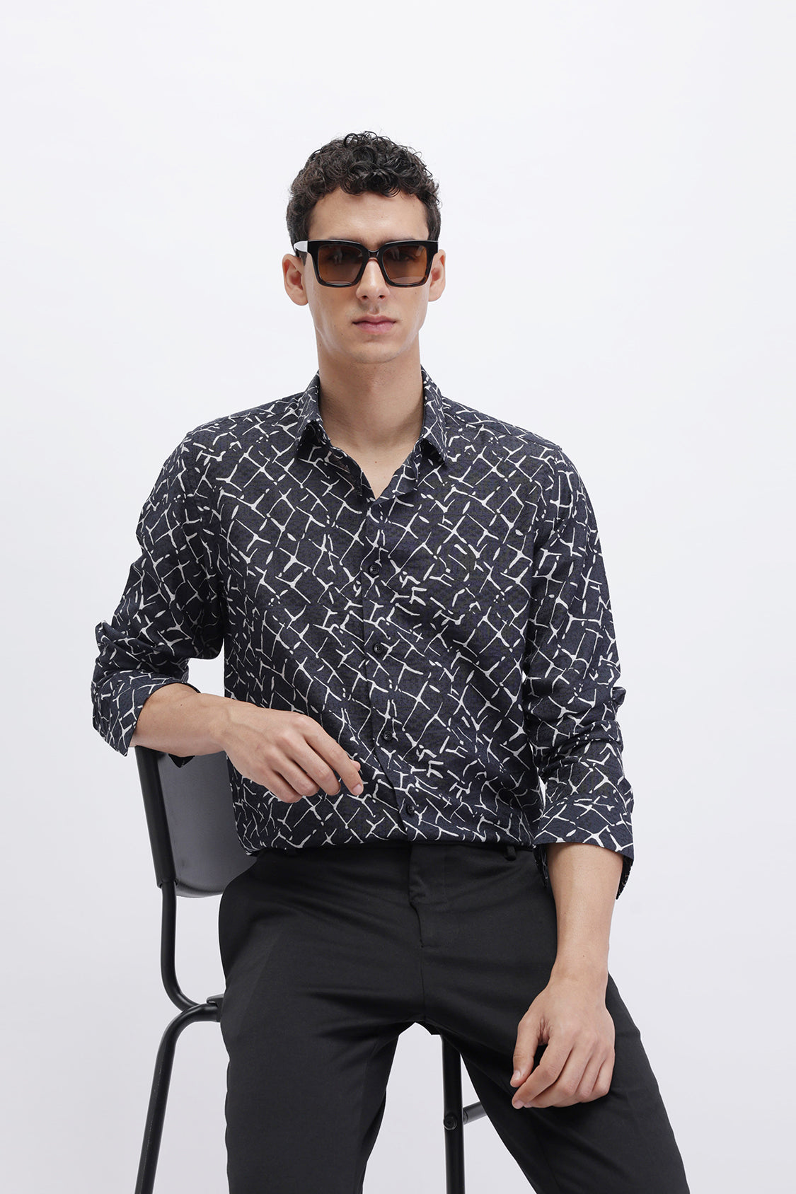 ABSTRACT PRINTED SLIM FIT SHIRT