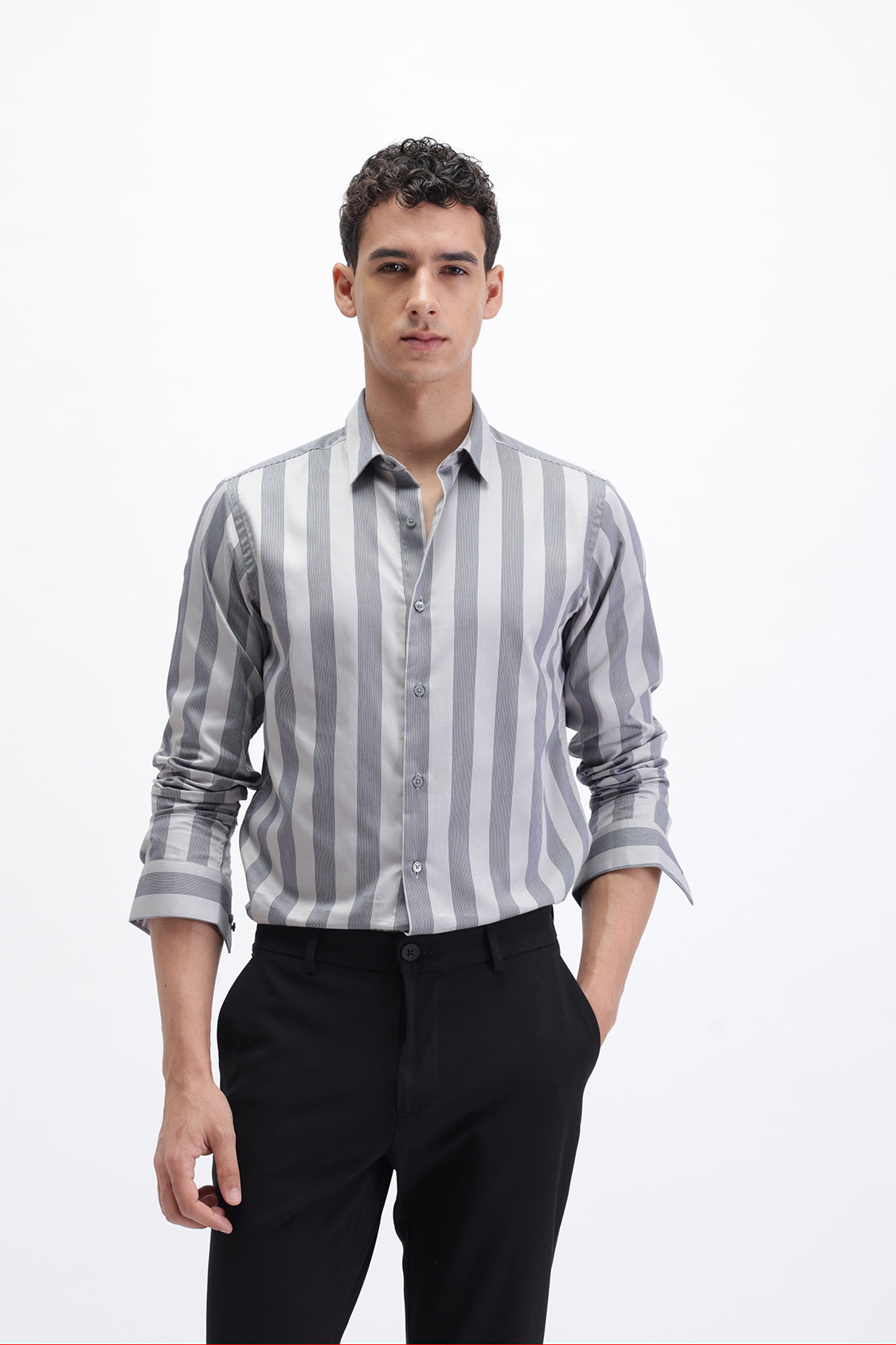 STRIPED SLIM FIT SHIRT