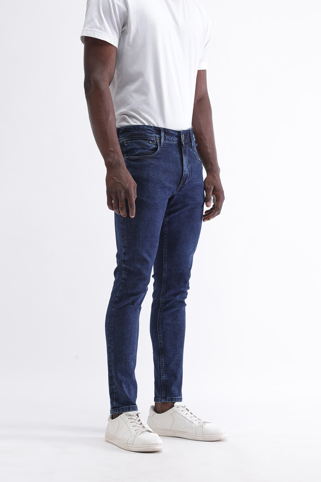 Men Slim Mid Rise Dark Blue Jeans