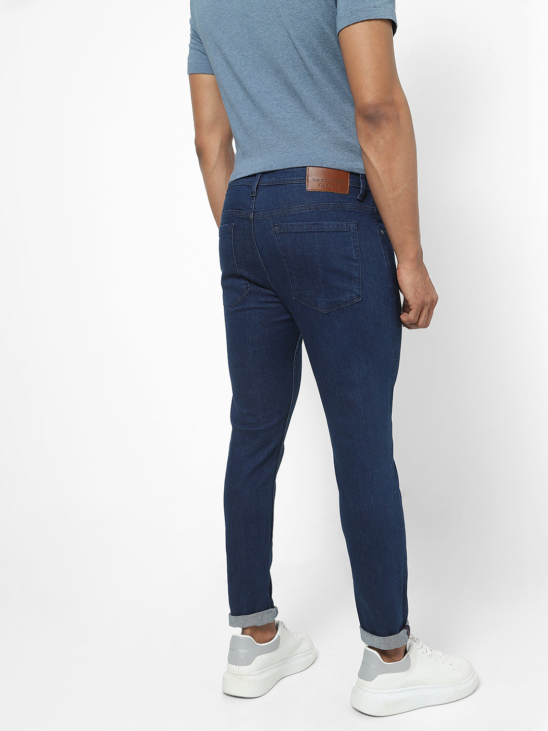 Men Slim Mid Rise Blue Jeans
