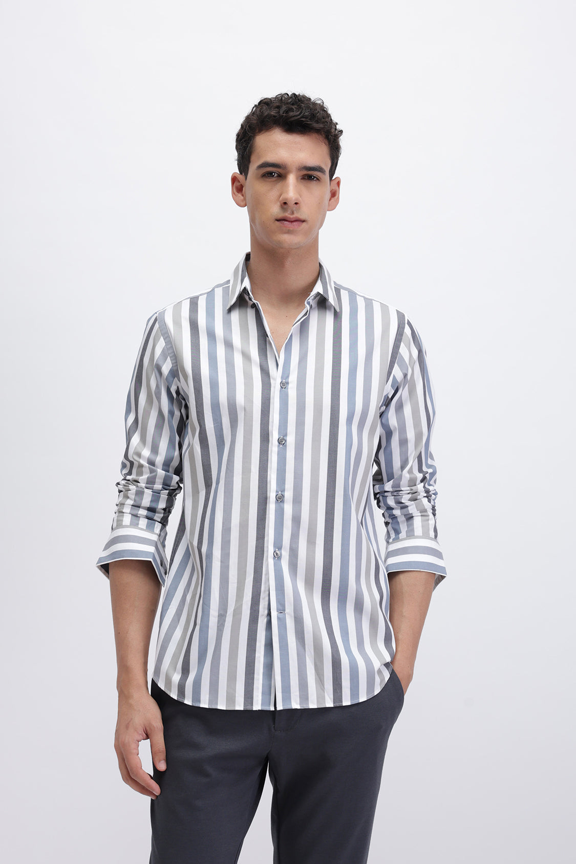 VERTICAL STRIPED SHIRT