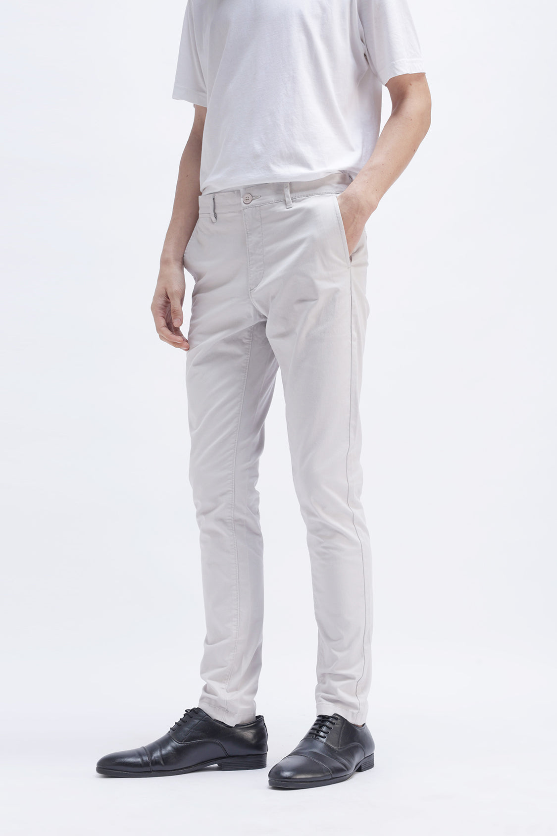 SLIM FIT CASUAL TROUSER