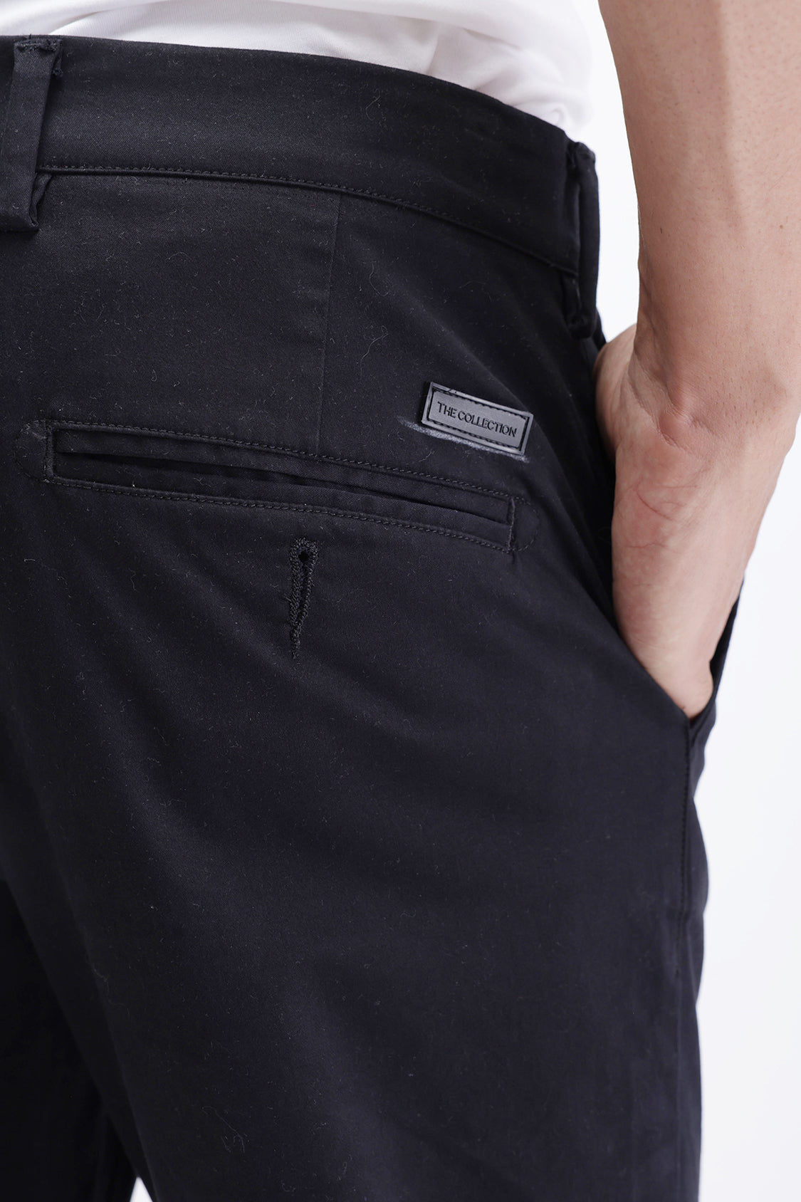 SLIM FIT CLASSIC SOLID TROUSER